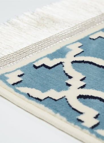 سجاد صلاة بتصاميم مغربية