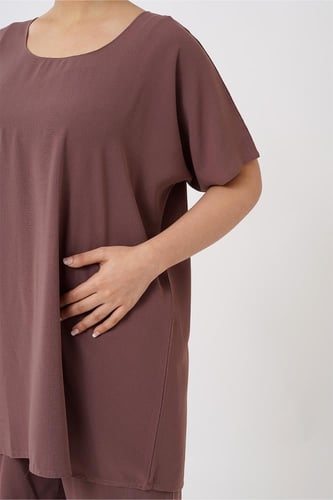 طقم تحت العباية كلاسيك