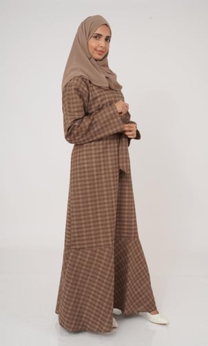 فستان محجبات من الكتان قصة سمكة