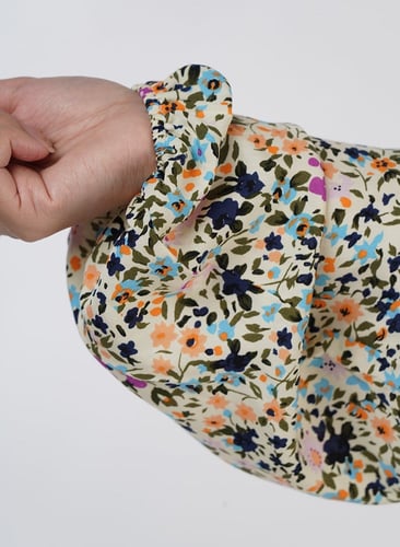 شرشف صلاة رايون مشجر ورود صغيرة بعدة ألوان