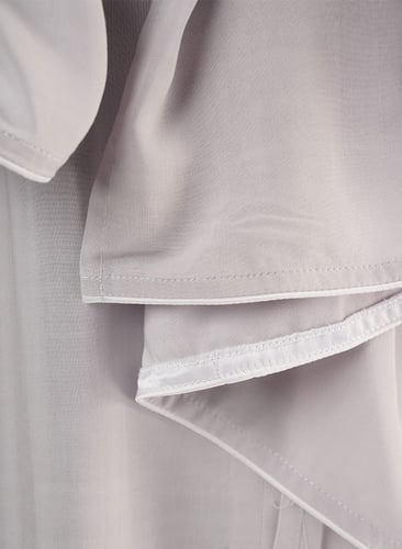 طقم صلاة سجى باللون الرمادي والتيفاني