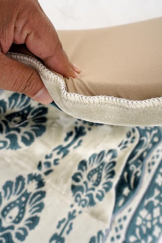 سجادة صلاة طبي بيج سماوي ميموري فوم