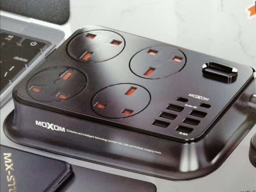 توصيلة 4في8 تحتوي على 4مخارج كهرباء و4منافذ شحن ذك...