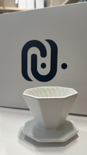 قمع سراميك ابيض01