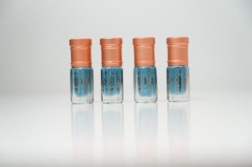 دهن العود الازرق