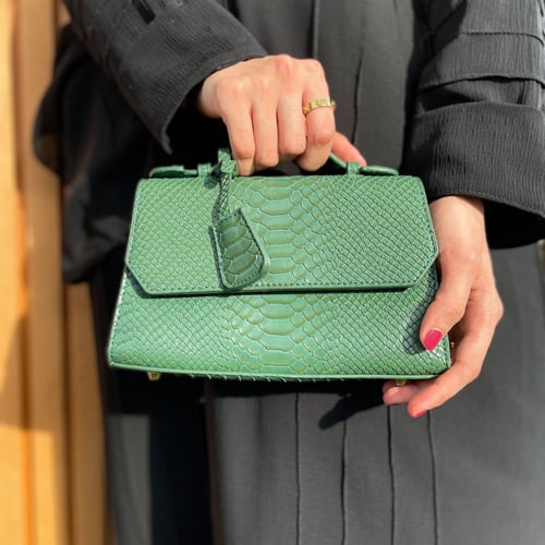 شنطة جلد - اخضر