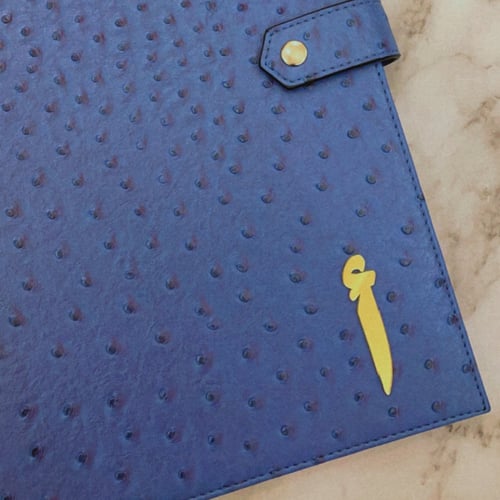 حروف اكريلك ذهبي