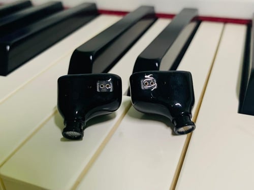 Kiwi Ears Cadenza IEM
