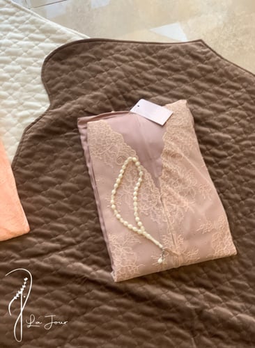 مجموعة 5أطقم شراشف سستة دانتيل قطن ستان