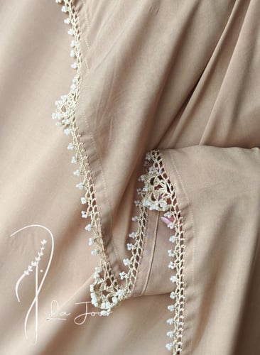 شرشف صلاة مربع مثل الملاية اللف باج