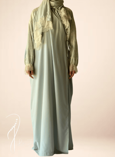 شرشف مرد اخضر باستيل دانتيل طرحة مثبتة.