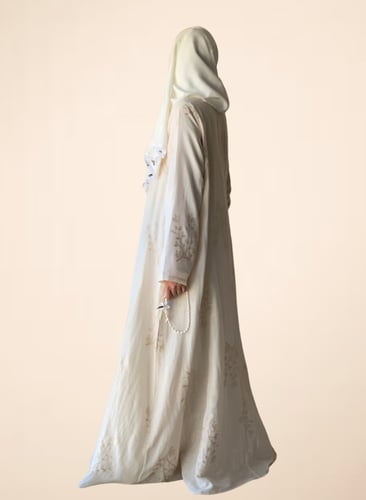 ثوب حج وعمرة بيج قطني لينين مطرز