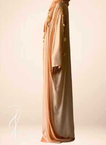 شرشف صلاة سحاب خربزي كروشيه يدوي و الطرحة مثبتة.