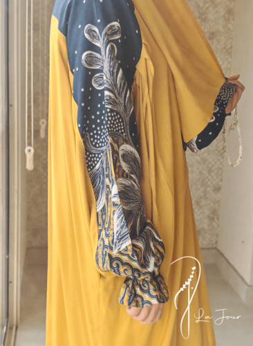 شرشف صلاة لف رسم باتيك اصفر كموني مع نقشة كحلي