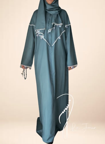 شرشف صلاة قطن سستة ازرق مزين بالكروشيه من لاجور