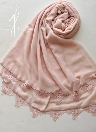 طرحة أويا ورد بوال باودر بنك وردي ورد مثلث