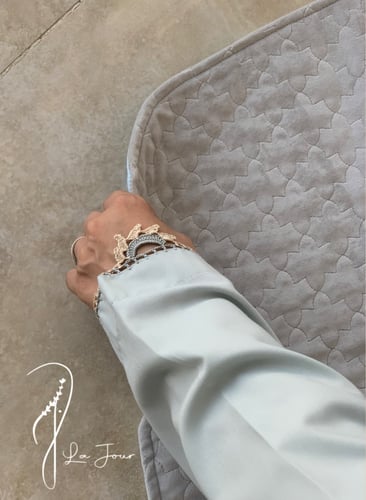 شرشف صلاة سحاب تفني مزين بالكروشي يدوي و الطرحة من...