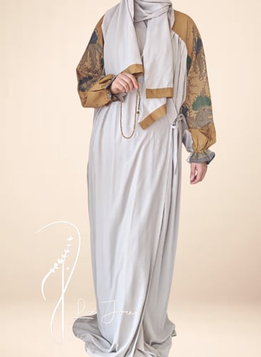 شرشف صلاة لف رسم باتيك بيج فاتح