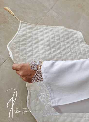 شرشف صلاة لف ابيض ستان اويا ابيض من لاجور