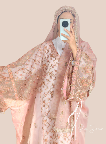 اللبس المديني التقليدي البنك المطرز من التراث الحج...