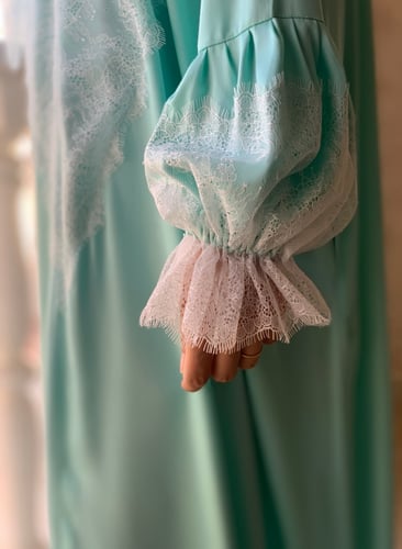 شرشف صلاة دانتيل سحاب أخضر فاتح