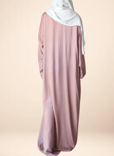 جلابية صلاة لف بصلي على بني مزين بالكروشيه و الطرح...