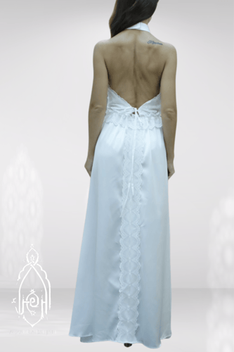 قميص نوم وروب ابيض حرير و دانتيل