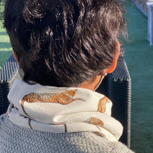 طوق شال متعدد الاستخدامات