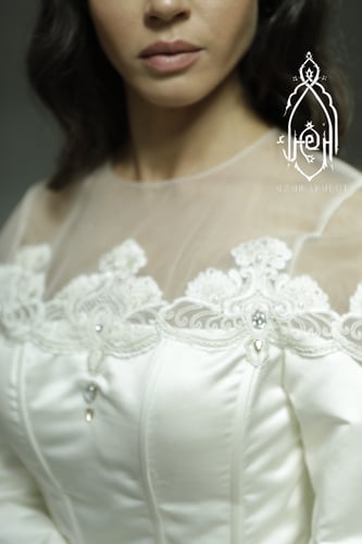 فستان عروسة ماسك وذيل مع طرحة شك يدوي وجبير