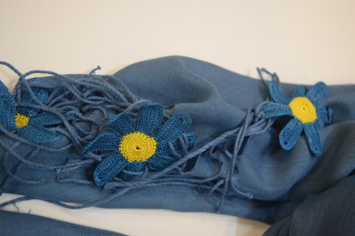 طرحة بكروشيه ورود اويا تركي ازرق