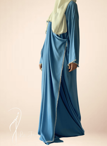 شرشف صلاة لف ازرق بالكروشبه و الورد الاويا الفاخر...