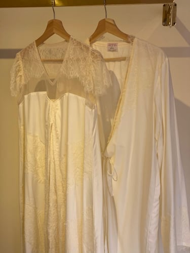 طقم قميص وروب وكوفلة عدة الوان