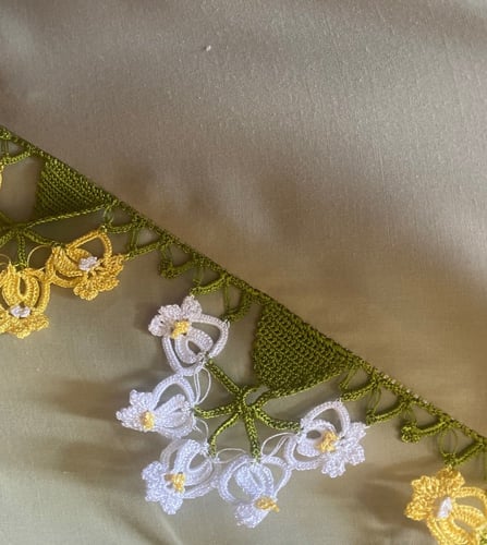 شرشف صلاة فستقي سستة اويا تركي يدوي والطرحة منفصلة