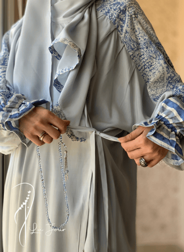 شرشف صلاة لف رسم باتيك أزرق باستيل الطرحة مثبتة