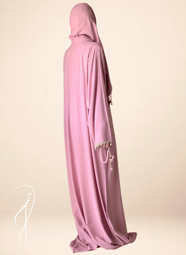 شرشف صلاة سستة تفني فاتح بالكروشيه و الورد الاويا