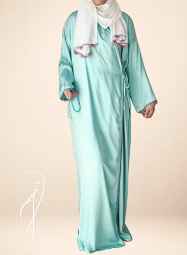 شرشف صلاة لف قطن بارد أخضر مزين بكروشيه بنك وأخضر