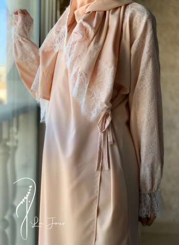 شرشف مرد خربزي دانتيل طرحة مثبتة.
