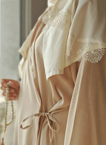 شرشف صلاة لف بيج مزين بالاويا الفاخر طرحة منفصلة