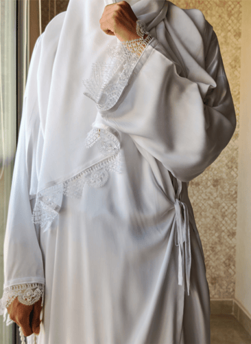 شرشف صلاة لف ابيض ستان اويا ابيض من لاجور