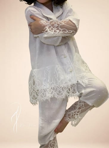 بيجامة اطفال قطن مع دانتيل أبيض