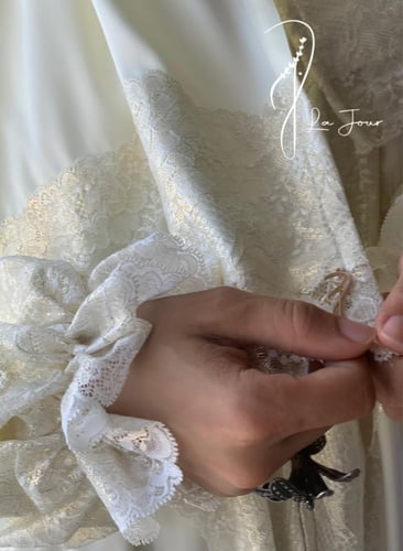 شرشف صلاة سكري فاتح دانتيل سحاب و الطرحة مثبتة