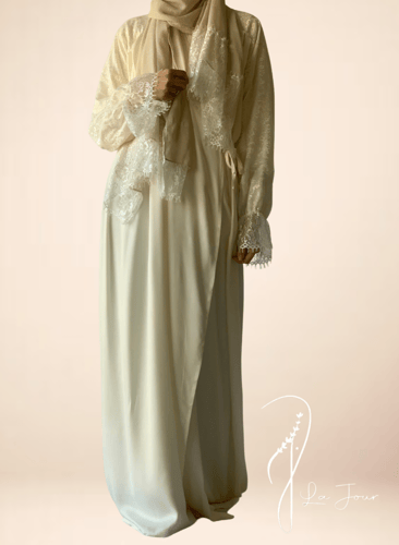 شرشف مرد ابيض اوف وايت دانتيل طرحة منفصلة بيج