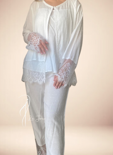 بيجامة قطن ابيض دانتيل 3 قطع