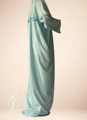 شرشف صلاة لف ازرق مزين بالكروشبه الفاخر