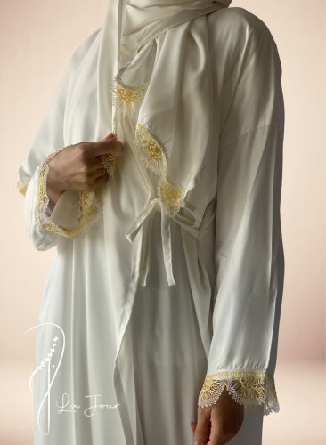 شرشف صلاة اويا لف مفتوح اوف وايت مع اصفر