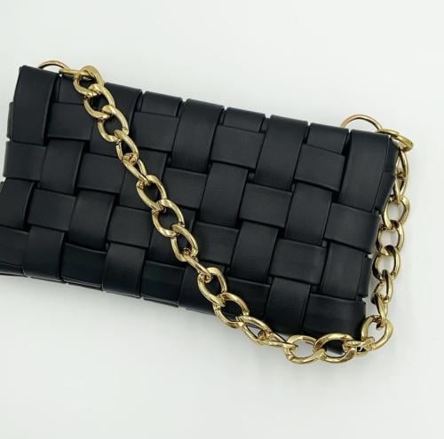 Hand bag - أسود