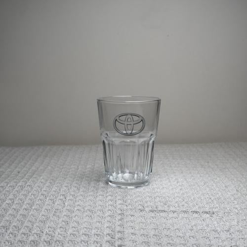 استكانة شاي تويوتا شفاف