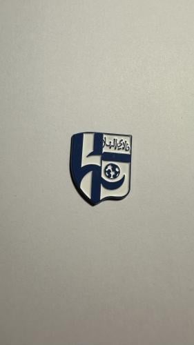 ملصق معدن الهلال القديم مع الجديد