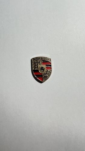 ملصق معدن بورش 1