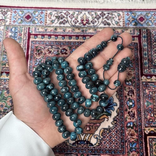 فاتوران تركواز مموج ذروي منفوخ